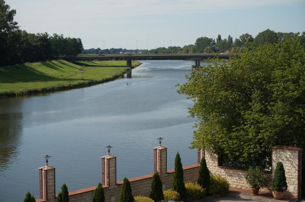 Hotel Piast Opole Exterior foto